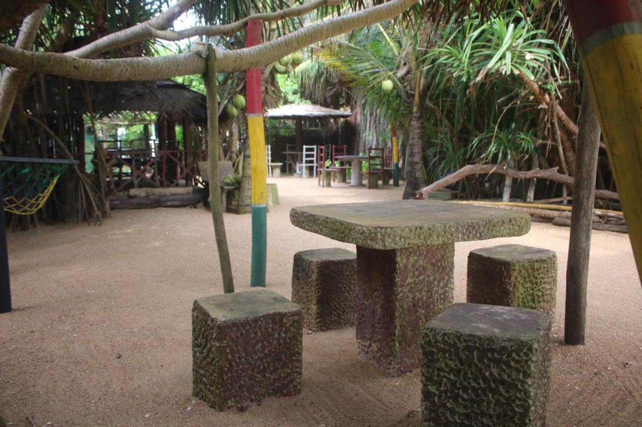 Happy Cocos Beach House วาสกาดูวา ภายนอก รูปภาพ