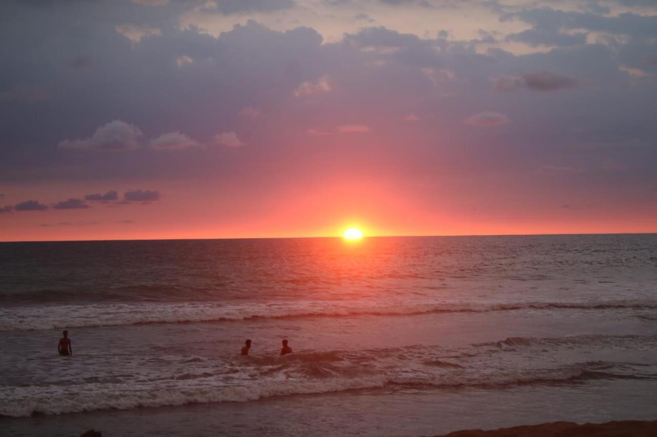 Happy Cocos Beach House วาสกาดูวา ภายนอก รูปภาพ
